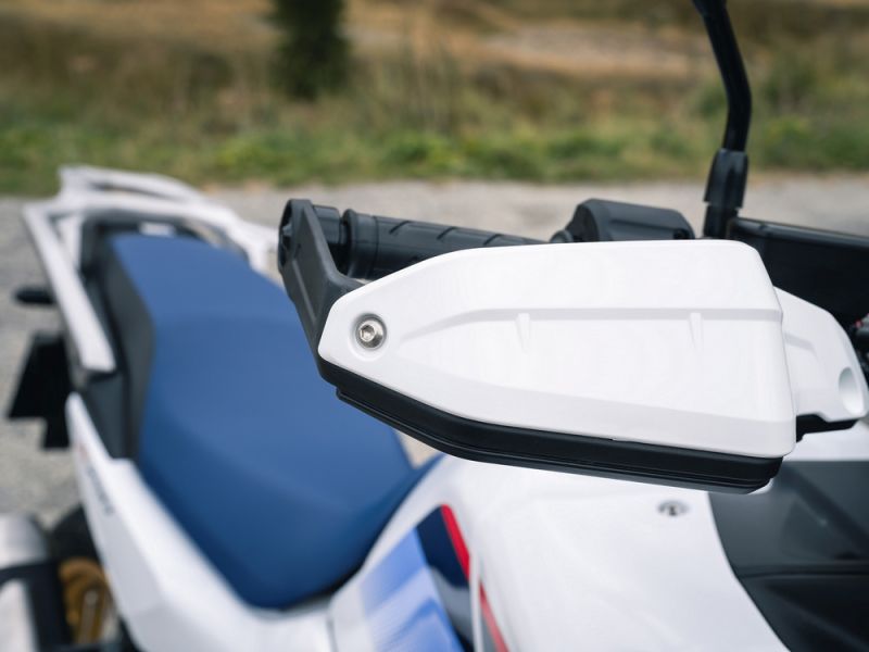 Knuckle Guard Kit (White)