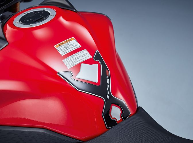 Tank Pad (Black/Silver)