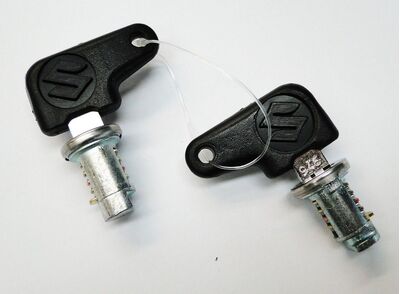 Top Case 2 Piece Lock Set